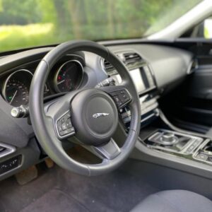 JAGUAR XE Sedan 4 drs | ABC Exclusive