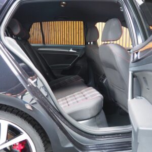 VOLKSWAGEN GOLF Hatchback 5 drs | ABC Exclusive