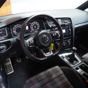 VOLKSWAGEN GOLF Hatchback 5 drs | ABC Exclusive