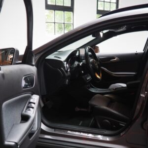 MERCEDES-BENZ GLA-KLASSE SUV 5-drs | ABC Exclusive