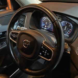 VOLVO XC90 SUV 5-drs | ABC Exclusive