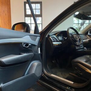 VOLVO XC90 SUV 5-drs | ABC Exclusive