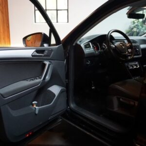 VOLKSWAGEN TIGUAN SUV 5-drs | ABC Exclusive