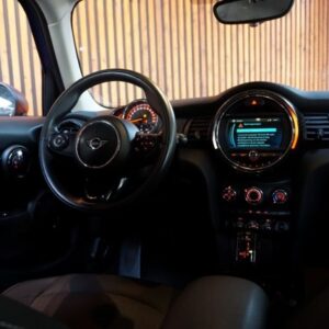 MINI ONE Hatchback 5 drs | ABC Exclusive