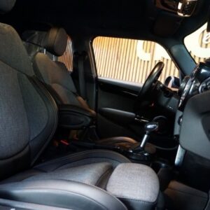 MINI COOPER Hatchback 5 drs | ABC Exclusive