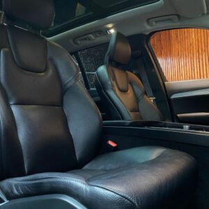 VOLVO XC90 SUV 5-drs | ABC Exclusive