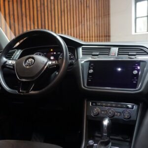VOLKSWAGEN TIGUAN SUV 5-drs | ABC Exclusive
