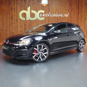 VOLKSWAGEN GOLF Hatchback 5 drs | ABC Exclusive