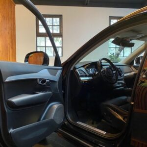 VOLVO XC90 SUV 5-drs | ABC Exclusive